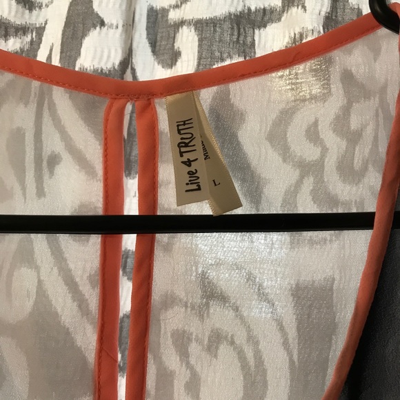 Live 4 Truth Color Block Sheer Top - Picture 2 of 5